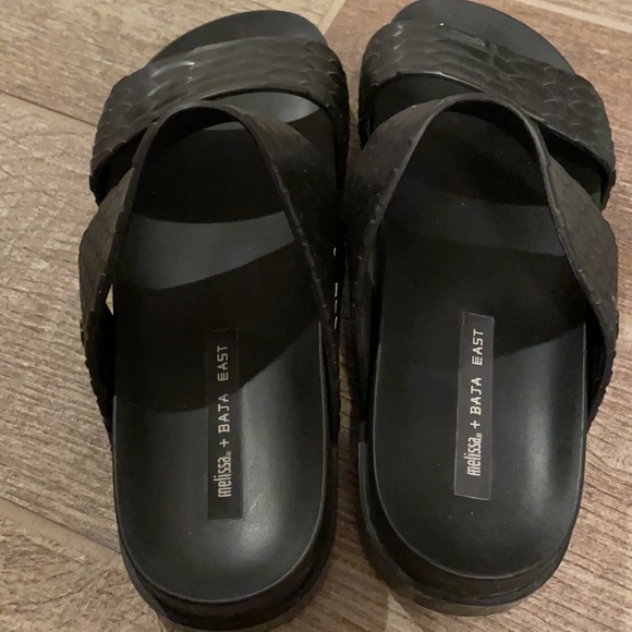 Black Slides - Picture 3 of 4